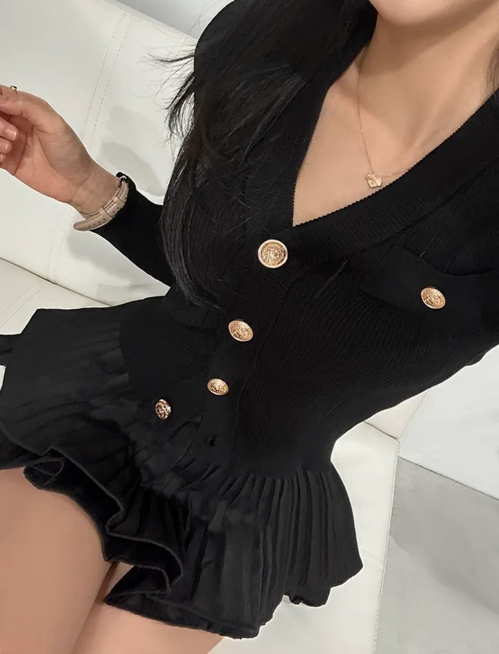 [S~L/코디SET]금장 버튼 골지 니트 슬림핏 쫀쫀 스판 브이넥 긴팔 가디건 캉캉 주름 치마 플레어 플리츠 치마바지 속바지내장 a라인 미니 스커트 투피스 세트 페미닌 데이트룩 상세 이미지 19