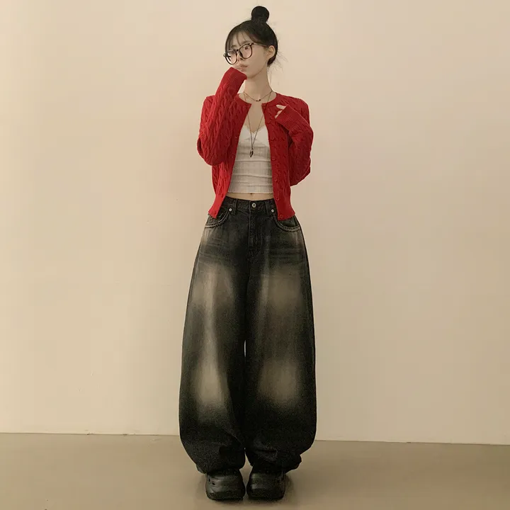 [국내제작/봄가디건🤍] 허리 잘잡아주는, 꽈배기 라운드 크롭 기본 슬림핏 허리잘록 니트가디건 상세 이미지 24