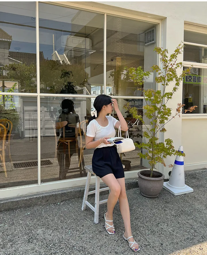 [44-110] [9천장 돌파✨] 유리빈 스판 U넥 슬림핏 크롭 티셔츠( 여름/데일리룩/여행룩/휴가룩/흠뻑쇼/워터밤/빅사이즈/110사이즈/자체제작/크롭/스판/스판좋은/쫀쫀한/쿨링/아이스/기본템/레이어드/베이직/부드러운 ) 상세 이미지 71