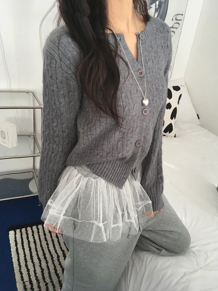 [전컬러입고!/고퀄!후기극찬❣️폭닥 케이블 꽈배기 단추니트가디건 여유핏!] 피오케이블꽈니트가디건 상세 이미지 36