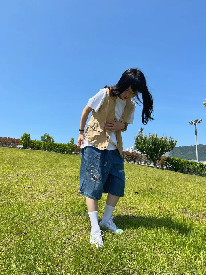 Picnic With A Cat 고양이와 물고기 친구들 자수 버뮤다 반바지 상세 이미지 18