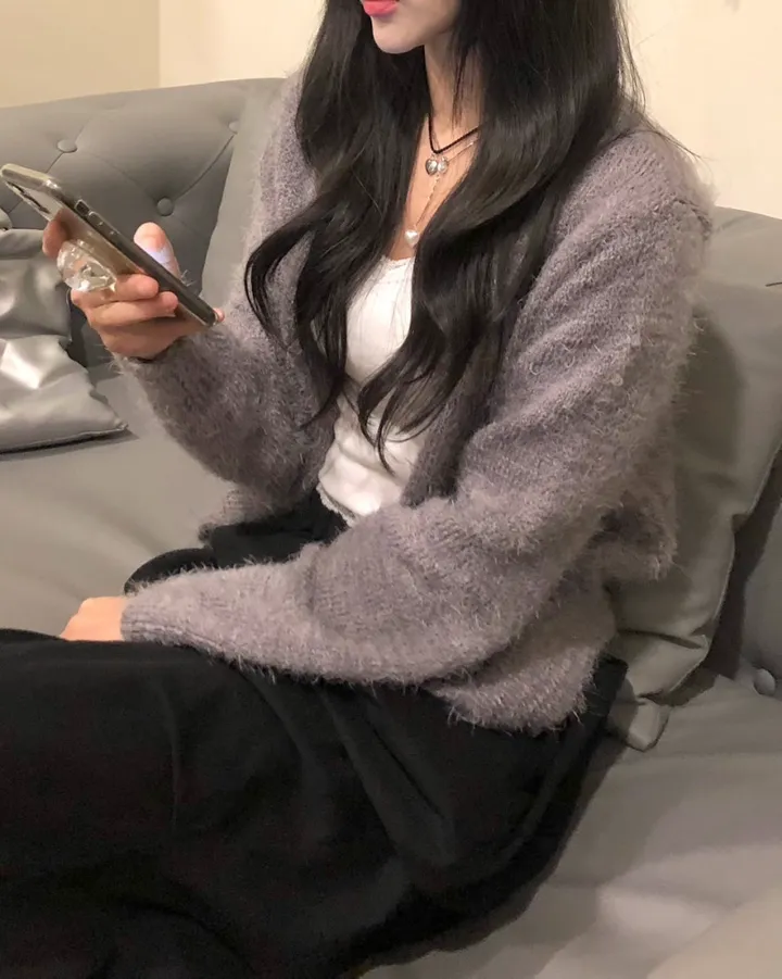 bubble boucle cardigan (2color) 버블 부클 퍼 가디건 상세 이미지 11