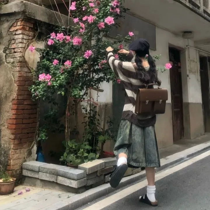미디 기장 빈티지 워싱 플리츠 데님 스커트 상세 이미지 3
