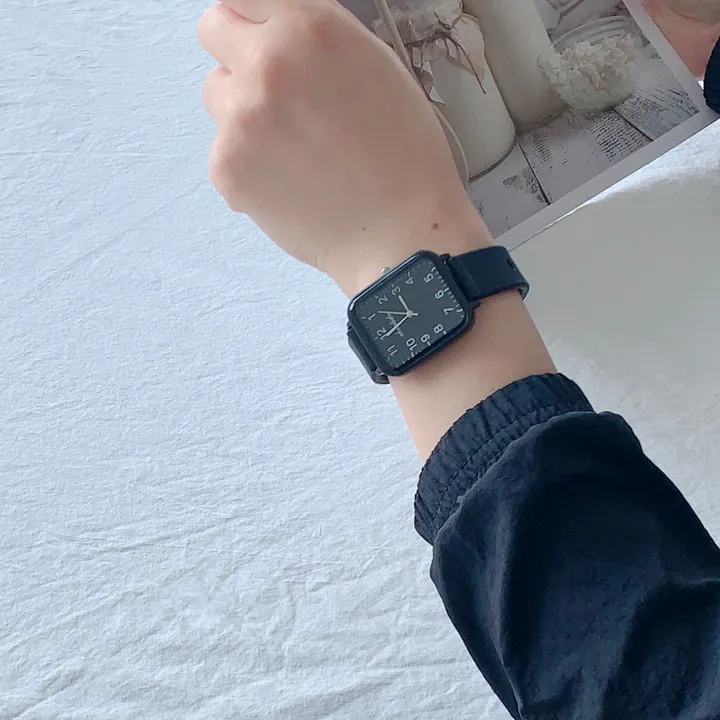 💖당일배송/추가금no💖 저소음 학생 손목시계 데일리 4계절 필수템 활용도 만점 블랙엔화이트 컬러 상세 이미지 22