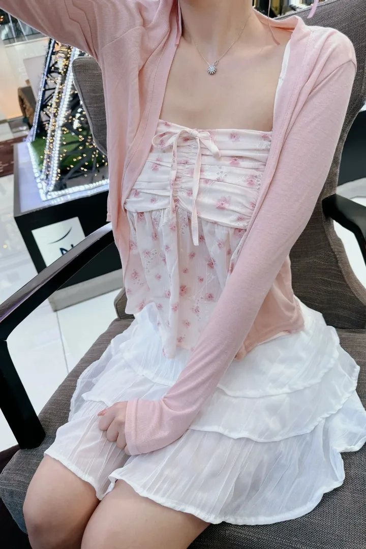 [진짜예쁨💕]셔링 플라워 나시 가디건 셋트 봄데이트룩 상세 이미지 15