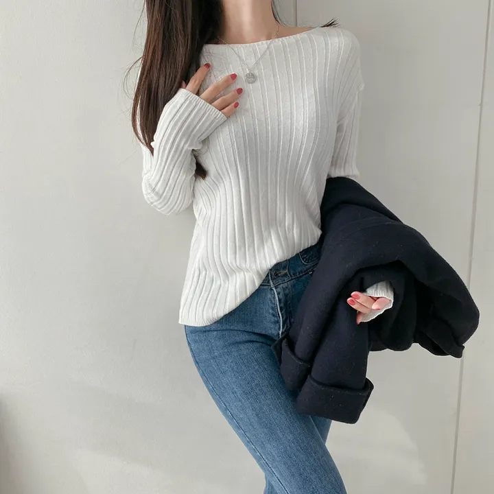 촉촉한 필수템 스판 라운드 골지 데일리 니트 상세 이미지 8