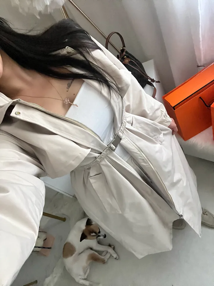 [⚡️당일출고⚡️/프라다원단/투웨이/이중안감/풍성한핏] 버클 밴딩 벨트 세트 후드 롱 트렌치 오버핏 점퍼 코트 (수입) 상세 이미지 30