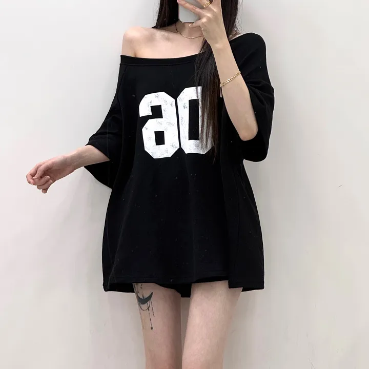 [왕루즈핏/핏대박템] 넘버식스 오버핏 입술넥 언발 오프숄더 반팔 박시 티셔츠+밴딩 하이웨스트 3부 숏팬츠 반바지 트레이닝 세트 투피스 셋업 4color 상세 이미지 28