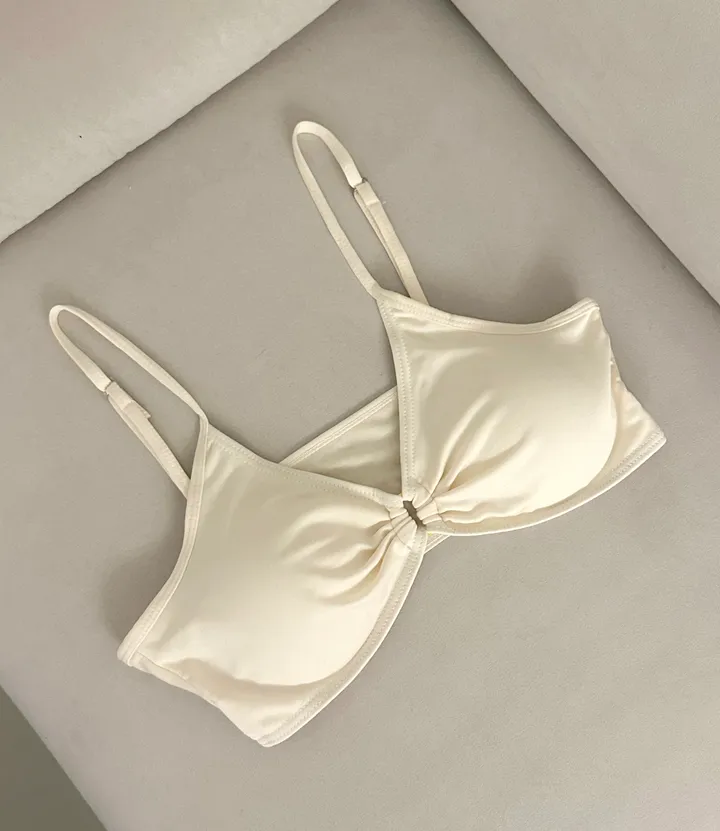 [최저가/군살커버/핏대박!!] 4pcs 커버업 크롭 물결 여리핏 가디건 + 프릴 스판 언발 스커트 세트 섹시 글램 청순 비키니 인생샷 수영복 비치웨어 휴양지 해외여행 시스루 유니크 상세 이미지 17