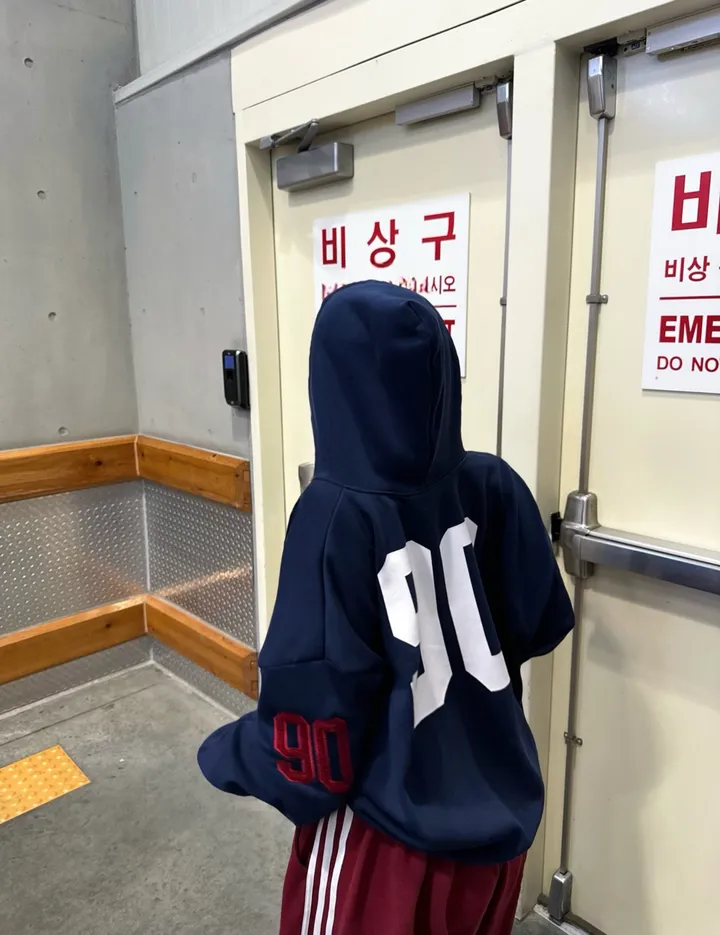 [원조핏!/핏보장] 90 프린팅 빈티지 오버핏 후드집업 상세 이미지 1