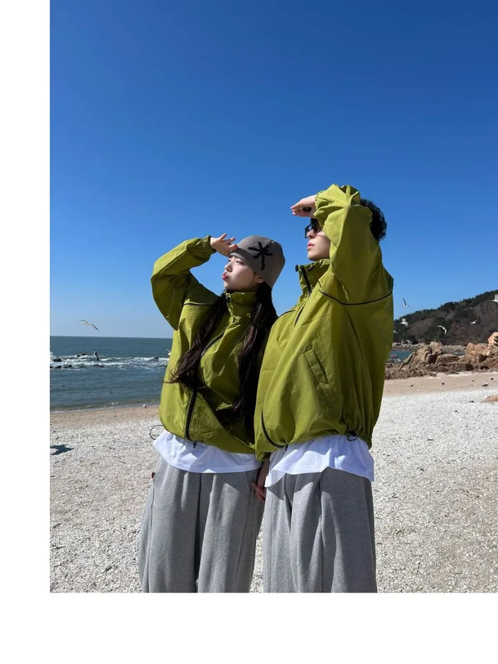 UNISEX [SS/하이넥] 래시 윈드러너 자켓 바람막이 점퍼 오버핏 커플 커플룩 시밀러룩 벌룬 와이드 트레이닝 팬츠 커플 커플룩 시밀러룩 여행 데이트 상세 이미지 10