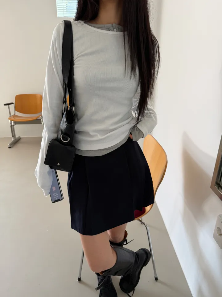긴팔 티셔츠 모델 착용 이미지-S1L32