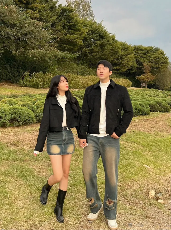 당일출고![단독/시밀러룩] 봄 가을 스웨이드 자켓 크롭 오버핏 워싱 청치마 청바지 커플룩 상세 이미지 22