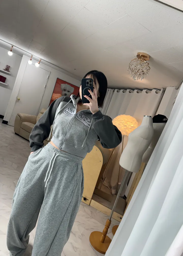 [데일리/투웨이]레터링 나그랑 투웨이 크롭 후드집업 상세 이미지 13