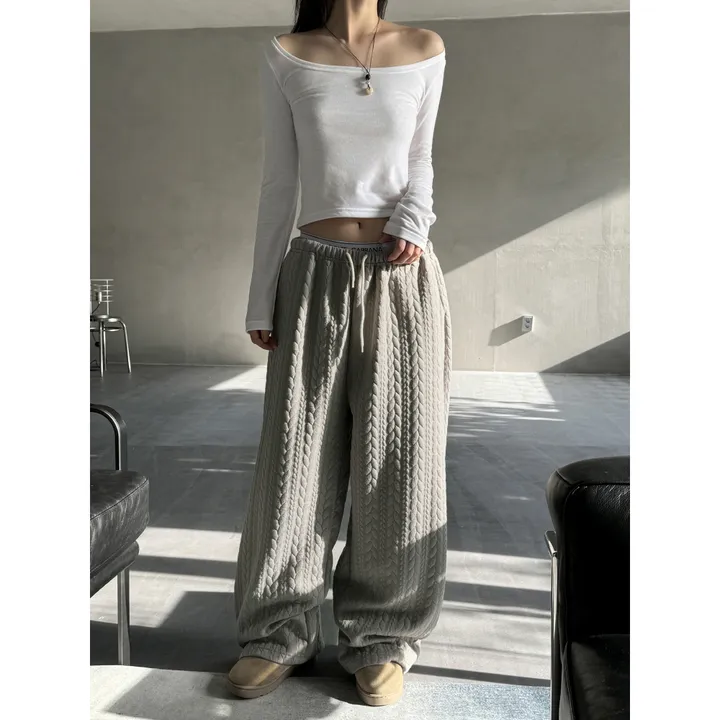 누빔🌡️[UNISEX/소장추천!]퀼트 블랭킷 웜업 케이블 포인트 윈터 루즈 와이드 트레이닝 팬츠(4color/5-7일 여유주문) 상세 이미지 69