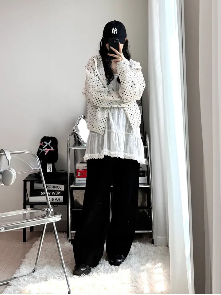 💝인기아우터💝주문폭주[봄아우터] 엔티JP 엠보 도트 후드 집업 /떙땡이/바람막이/봄/여름/아우터/얇은집업 - 2color 상세 이미지 36