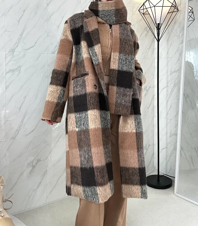 [고퀄리티/주문폭주🤎] 머플러세트 앙고라 퍼 체크 롱코트 드뮤어룩 데일리룩 꾸안꾸 퍼코트 상세 이미지 11