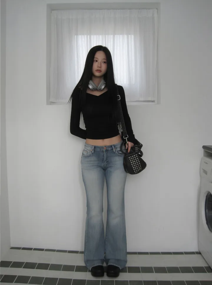 긴팔 티셔츠 모델 착용 이미지-S1L33