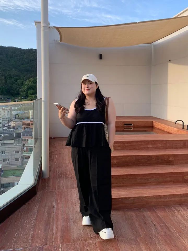 여름 뷔스티에 세트 와이드 팬츠 플레어 뷔스티에 아방핏 데이트룩 추천 상세 이미지 20