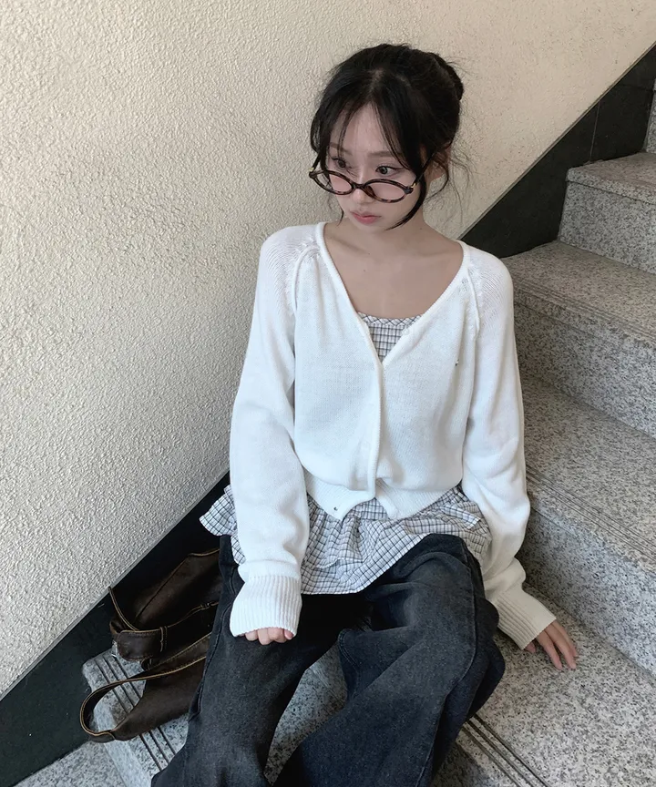[데일리🫧벚꽃룩] 부코 펜던트 브이넥 니트 가디건 봄 가을 / 벚꽃룩 개강룩 데이트룩 여름가디건 여름니트 클래식블랑 상세 이미지 65