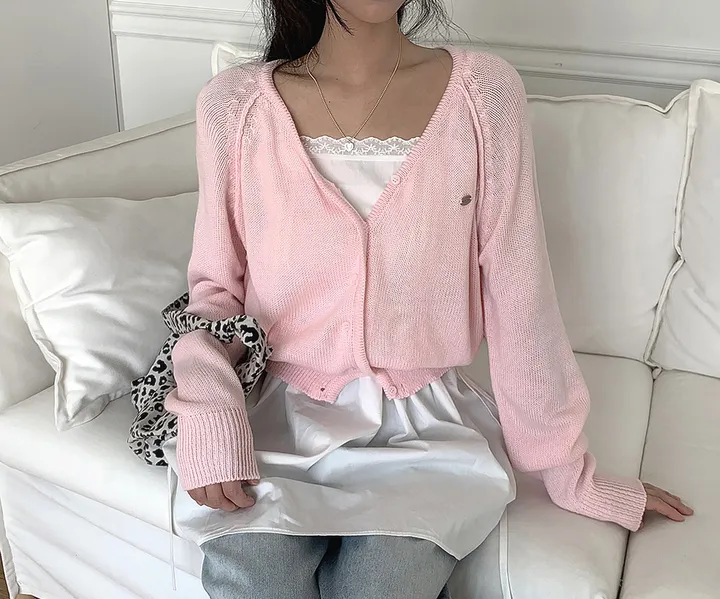 [데일리가디건💗] 데이쥬 팬던트 루즈핏 레이어드 브이넥 니트 가디건 봄 여름 가을 / 벚꽃룩 캠퍼스룩 데일리룩 클래식블랑 상세 이미지 15