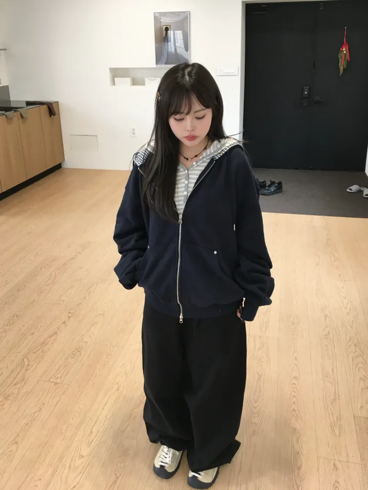(*주문폭주 입고지연*)(2 color) 체크 패치 투웨이 후드집업 상세 이미지 49
