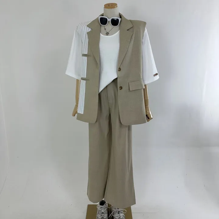 [고퀄/패드내장/하객룩/오피스룩/세트가격] 루즈핏 스트라이프 배색 린넨 뒷패치 패드 베스트 조끼 자켓 + 하이 뒷밴딩 핀턱 슬랙스 롱와이드팬츠SET 셋업(2COLOR) 상세 이미지 27