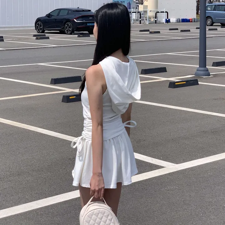 [유니크🖤] 미니 후드 세트 / 후드티 반팔티 투피스 치마바지 플레어 플리츠 레이어드 스커트 민소매 오프숄더 여름반팔 셔링 크롭티 크롭반팔 미니스커트 캉캉치마 캉캉스커트 블랙 상세 이미지 28