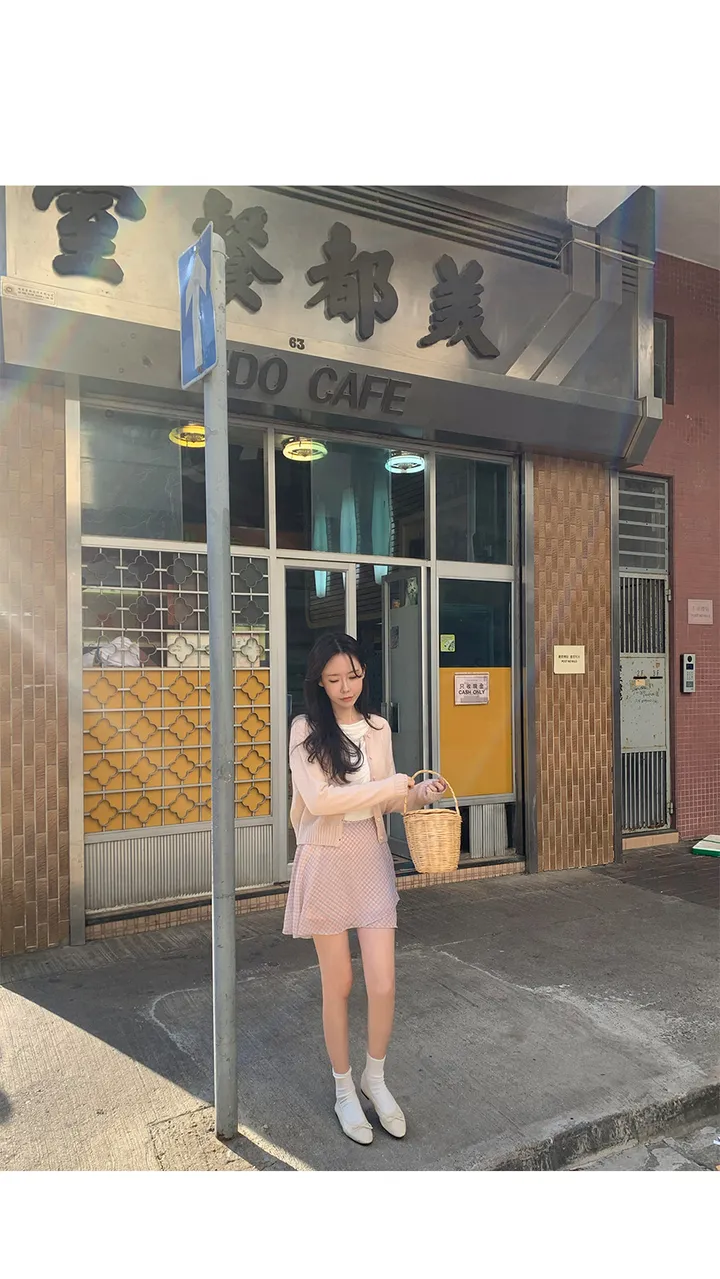 모헤어비비가디건 2color 데일리룩/러블리/봄가디건/간절기가디건/모헤어가디건/울가디건/심플가디건/라운드가디건/간절기아우터 상세 이미지 5
