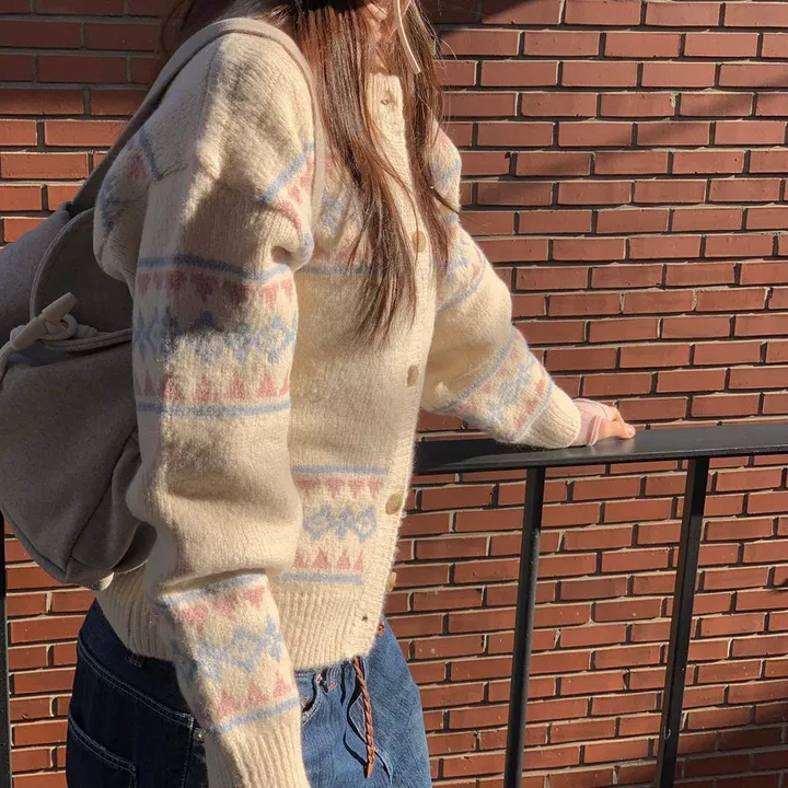 [연말룩❄부드러워요💭]키츠 윈터 노르딕 자가드 파스텔 루즈핏 니트 가디건 2color 상세 이미지 34