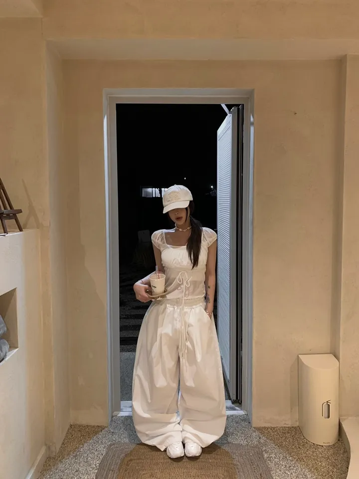 (UNISEX) 머니 나일론 더블 핀턱 스트링 벌룬 PT / 오버핏 와이드 밴딩 트레이닝 벌룬핏 팬츠 바지 와이드팬츠 벌룬팬츠 트레이닝팬츠 나일론팬츠 나일론바지 간절기 봄 여름 상세 이미지 7
