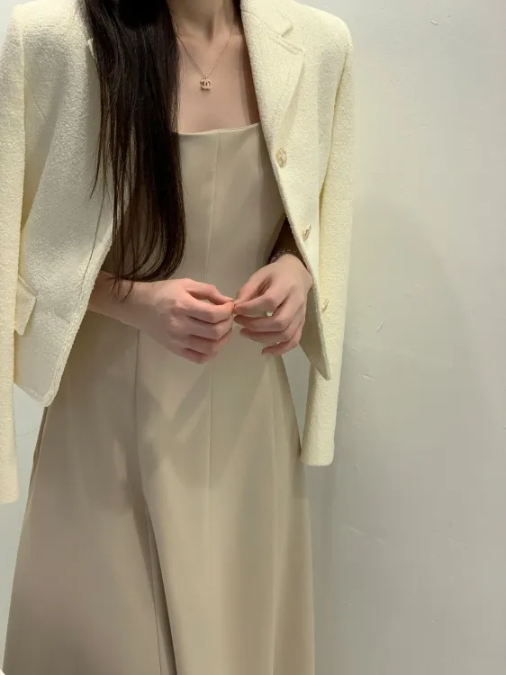 [24f/w버전]✨뉴샤르망 부클울 자켓 백화점동일 S라인 트위드 카라 금장버튼 반 코트 4color 상세 이미지 14