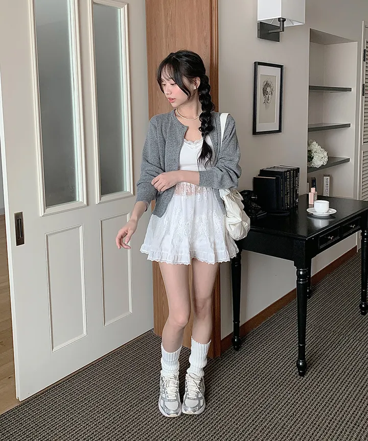 [데일리강추💗] 블러 라운드넥 가디건 봄 가을 / 출근룩 긴팔니트 봄가디건 가을가디건 하객룩 데일리룩 클래식블랑 상세 이미지 24