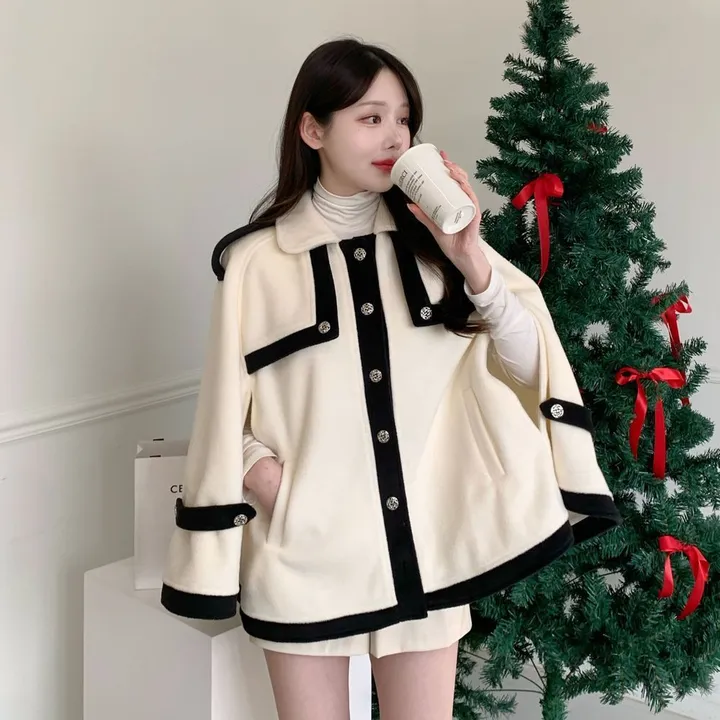 [겨울아우터✨] 클래식 케이프코트 / 숏코트 모직코트 망토자켓 망토코트 연말룩 오버핏자켓 점퍼 겨울자켓 겨울점퍼 아우터 수입의류 배색자켓 핸드메이드코트 울코트 핸드메이드코트 밍크코트 퍼코트 퍼자켓 후리스 뽀글이 숏패딩 경량패딩 무스탕 양털코트 크리스마스 상세 이미지 31