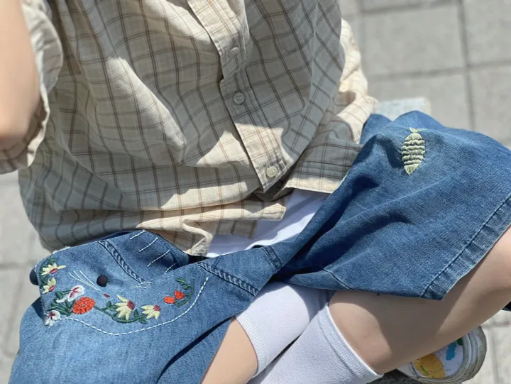 Picnic With A Cat 고양이와 물고기 친구들 자수 버뮤다 반바지 상세 이미지 26