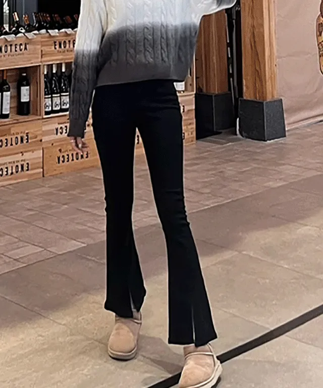 핏이이쁜💕슬림핏 앞트임 부츠컷 데님팬츠