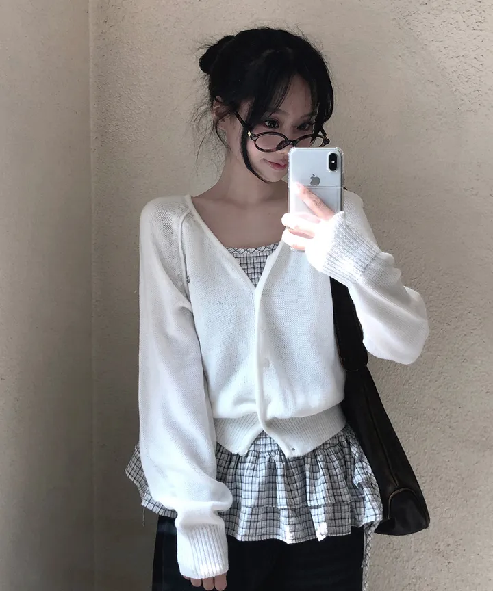 [데일리🫧벚꽃룩] 부코 펜던트 브이넥 니트 가디건 봄 가을 / 벚꽃룩 개강룩 데이트룩 여름가디건 여름니트 클래식블랑 상세 이미지 57