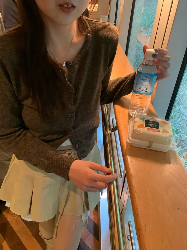 [캐시미어🧶여리핏] 메리 라운드 캐시미어 울 니트 가디건 봄 여름 가을 겨울 개강룩 레드 상세 이미지 27