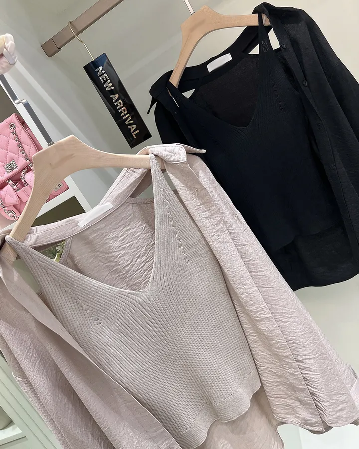 [투피스SET🎀] 브이넥 니트 끈나시 셔츠 셋업 SET [2color] 상세 이미지 11