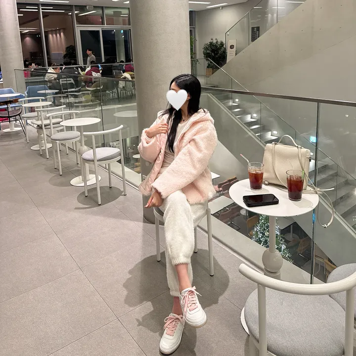 [러블리⛄/털빠짐X] 핑키 딸기우유 소프트 후드 퍼 뽀글이 앙고라 코트 집업 자켓 상세 이미지 15