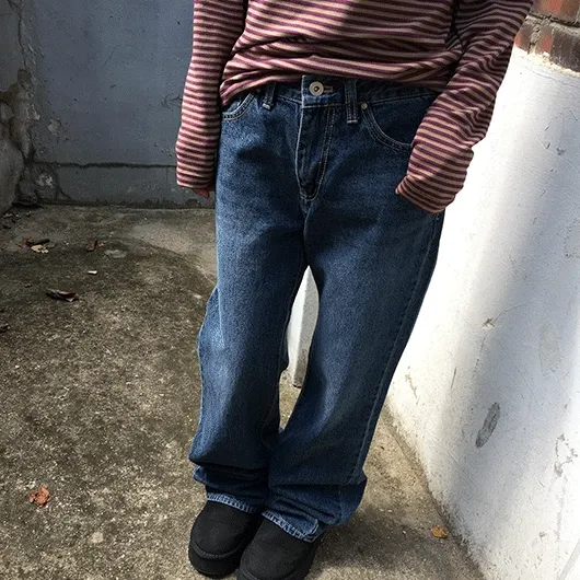 우타카 세미 부츠컷 데님 팬츠