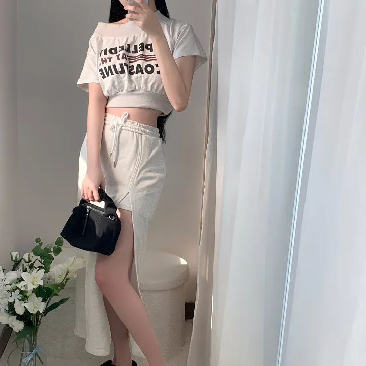 [신상🩷* 투피스] 슬림핏 오프숄더 레터링 허리밴딩 허리조절 스트링 섹시트임 치마바지 롱스커트 투피스세트 트레이닝세트 / 데일리룩 / 트윈룩 / 캐주얼룩 / 꾸안꾸룩 / 여름룩 상세 이미지 11
