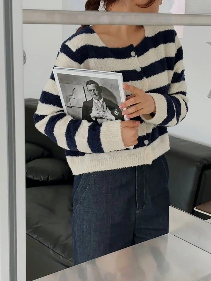 [폭닥폭닥/벚꽃룩] 라씨 부클가디건 스트라이프니트 가디건 (4colors) 상세 이미지 21