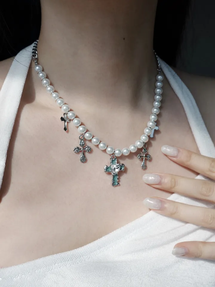 blue cross necklace | 블루 하트 십자가 진주 목걸이 상세 이미지 17