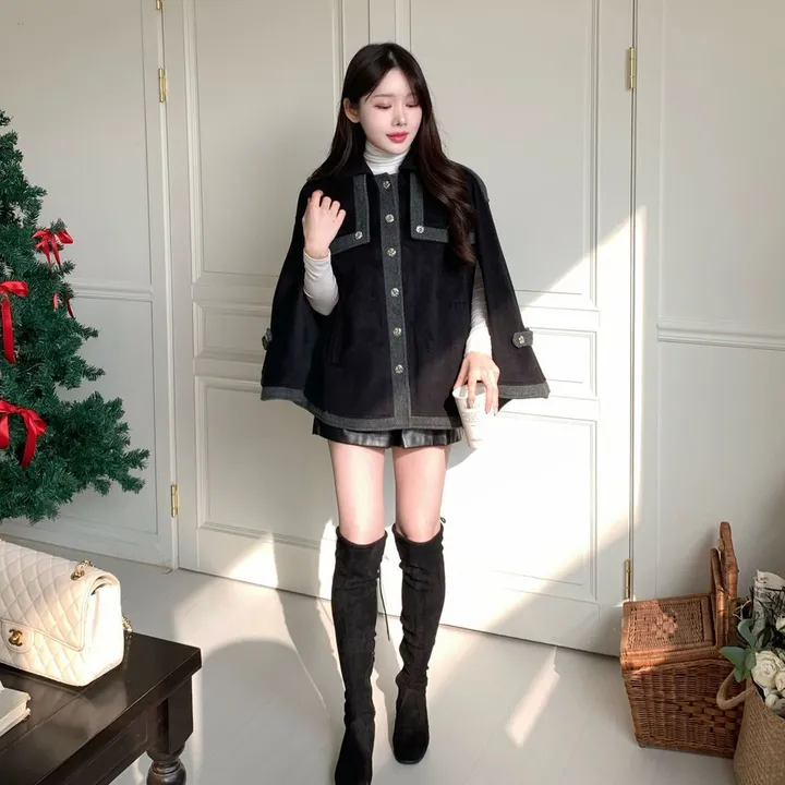 [겨울아우터✨] 클래식 케이프코트 / 숏코트 모직코트 망토자켓 망토코트 연말룩 오버핏자켓 점퍼 겨울자켓 겨울점퍼 아우터 수입의류 배색자켓 핸드메이드코트 울코트 핸드메이드코트 밍크코트 퍼코트 퍼자켓 후리스 뽀글이 숏패딩 경량패딩 무스탕 양털코트 크리스마스 상세 이미지 44