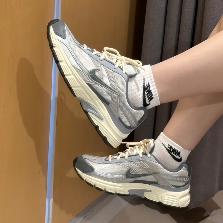 🔥정품/5600족판매🔥 나이키 이니시에이터 키높이 키작녀 가성비 학생 여자 여성 커플 스니커즈 운동화 러닝화 어글리 슈즈 신발 상세 이미지 71