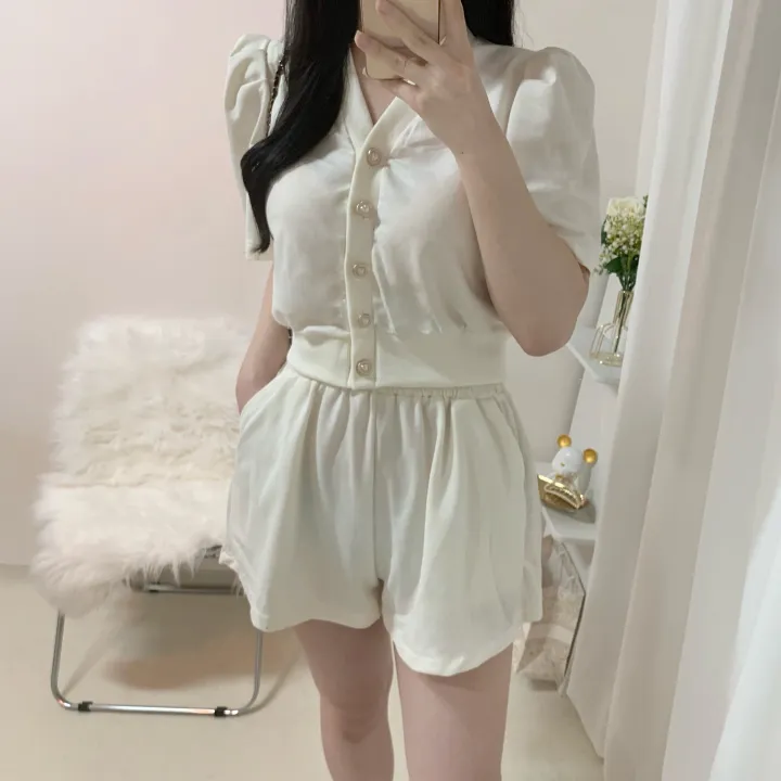 [세트가격/러블리*.*] 하트 퍼프 반팔 루즈핏 크롭 가디건 + 밴딩 와이드 숏 반바지 투피스 세트 3color 상세 이미지 11