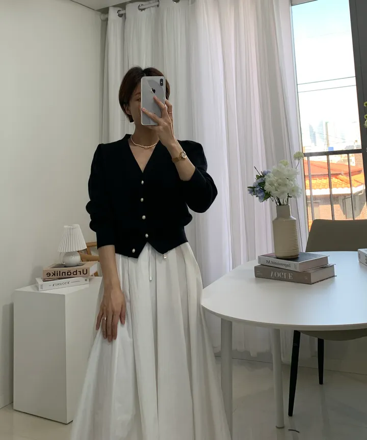 주문폭주💝[BEST]인기상품❤️부드러운 간절기 진주 버튼 브이넥 가디건/하객룩/출근룩/봄/봄가디건/아우터/간절기/하객룩/개강룩/데이트룩/출근룩 상세 이미지 2