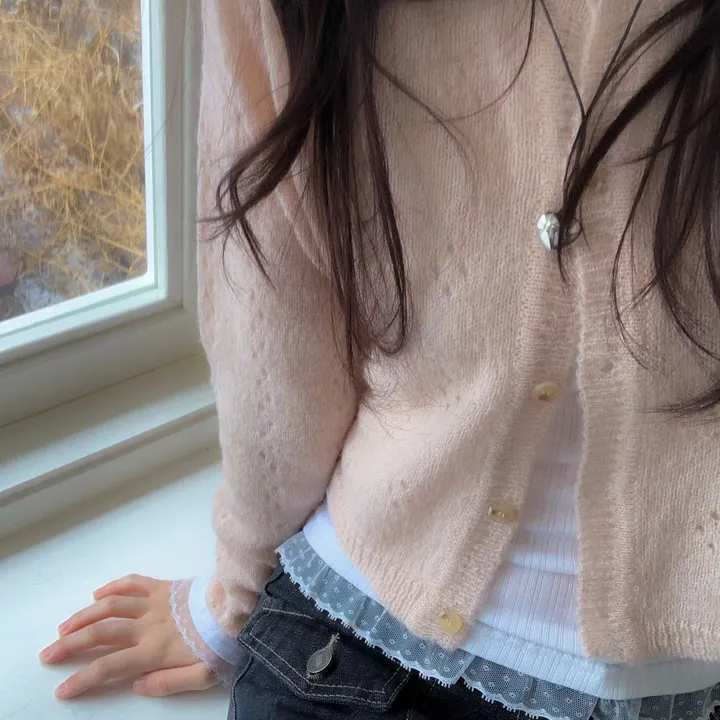 [벚꽃룩ෆ플라워펀칭]글로이 빈티지 러블리 여리핏 플라워 펀칭 버튼 물결 울니트 가디건 3color 상세 이미지 22
