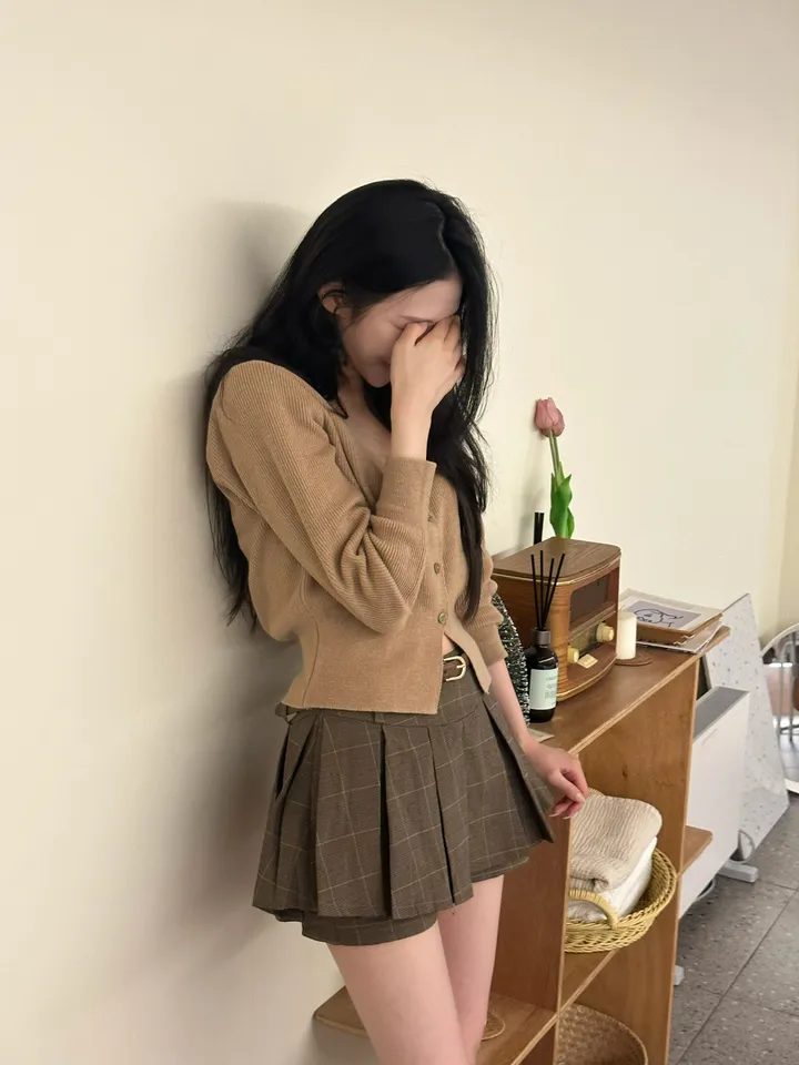 [단독*에이블리f/w신상/모델극찬/기본템정석*]심플베이직데일리니트가디건 -5color(아이보리,연브라운,블랙,연그레이,진그레이) 상세 이미지 10